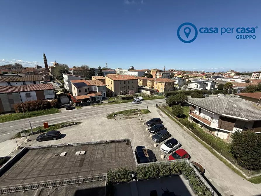 Immagine 14 di Appartamento in vendita  in Via Leonardo da Vinci a Adria