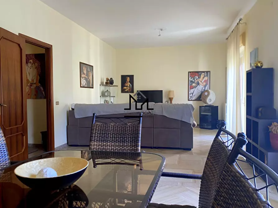 Immagine 1 di Appartamento in vendita  in Zona Paruta a Palermo