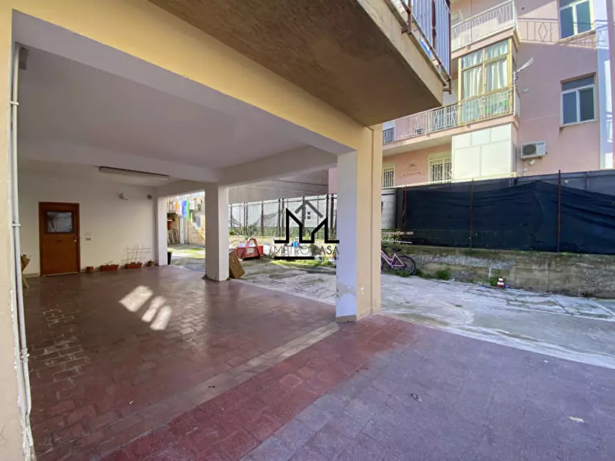 Immagine 7 di Appartamento in vendita  in Zona Paruta a Palermo