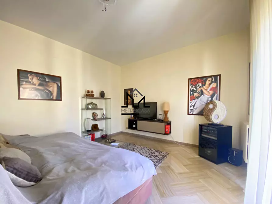 Immagine 14 di Appartamento in vendita  in Zona Paruta a Palermo