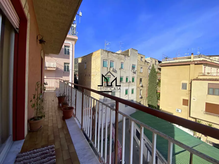 Immagine 17 di Appartamento in vendita  in Zona Paruta a Palermo