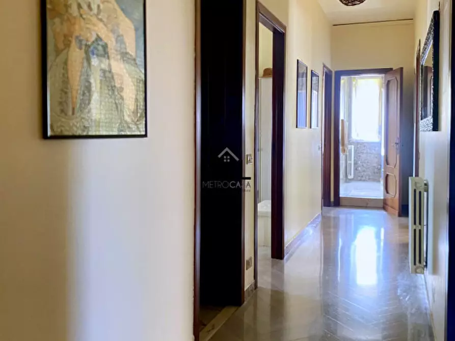 Immagine 23 di Appartamento in vendita  in Zona Paruta a Palermo