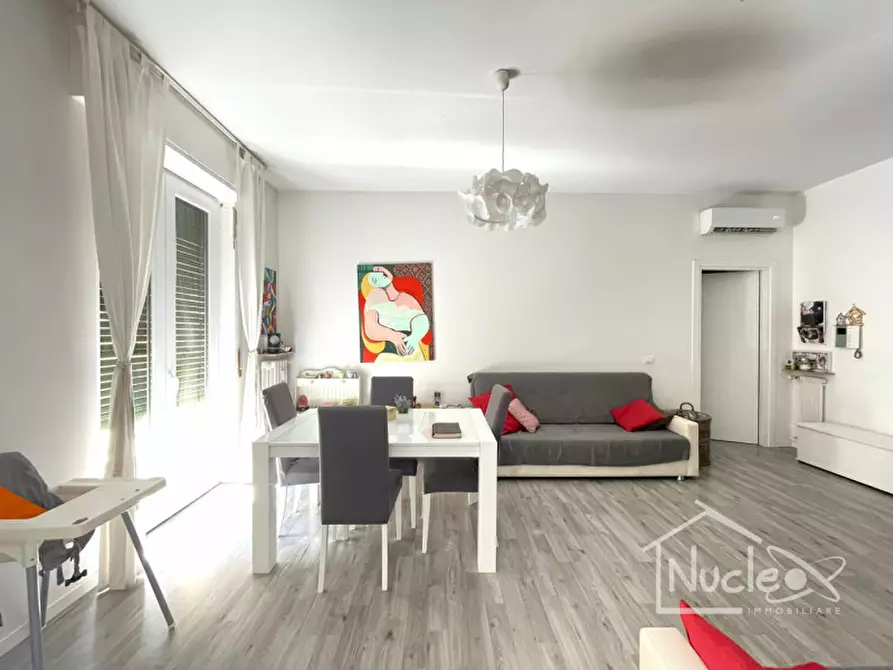 Immagine 2 di Appartamento in vendita  a Verona