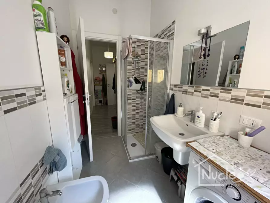 Immagine 11 di Appartamento in vendita  a Verona