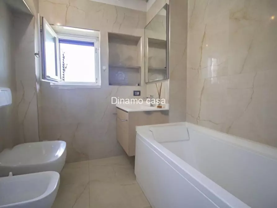 Immagine 12 di Villa in vendita  in via 8 marzo a Prato