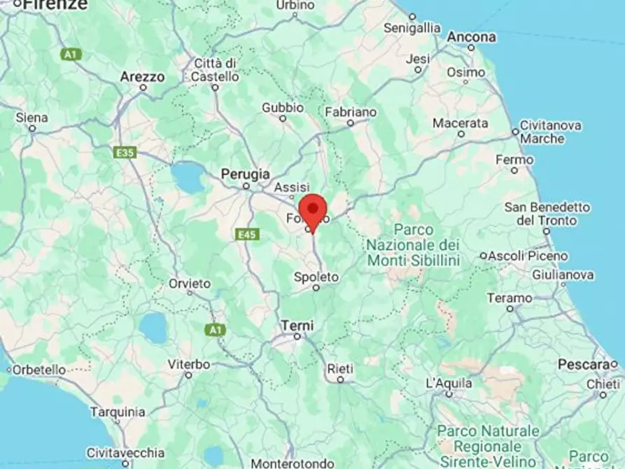 Immagine 13 di Magazzino in vendita  in Via del Castello, N. 13/A a Foligno