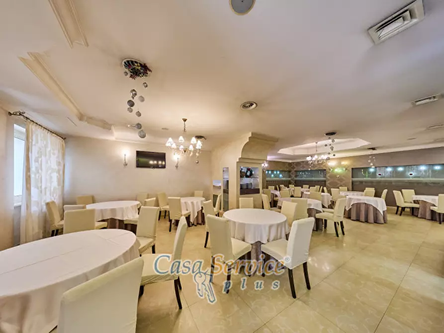 Immagine 4 di Attività commerciale in vendita  in Via Vittorio Veneto a Supersano