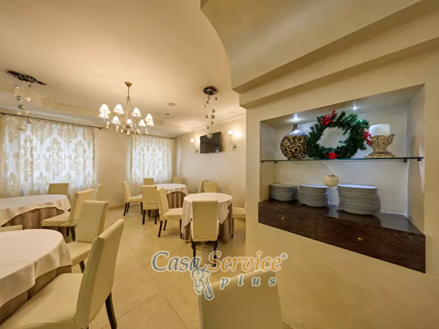 Immagine 7 di Attività commerciale in vendita  in Via Vittorio Veneto a Supersano