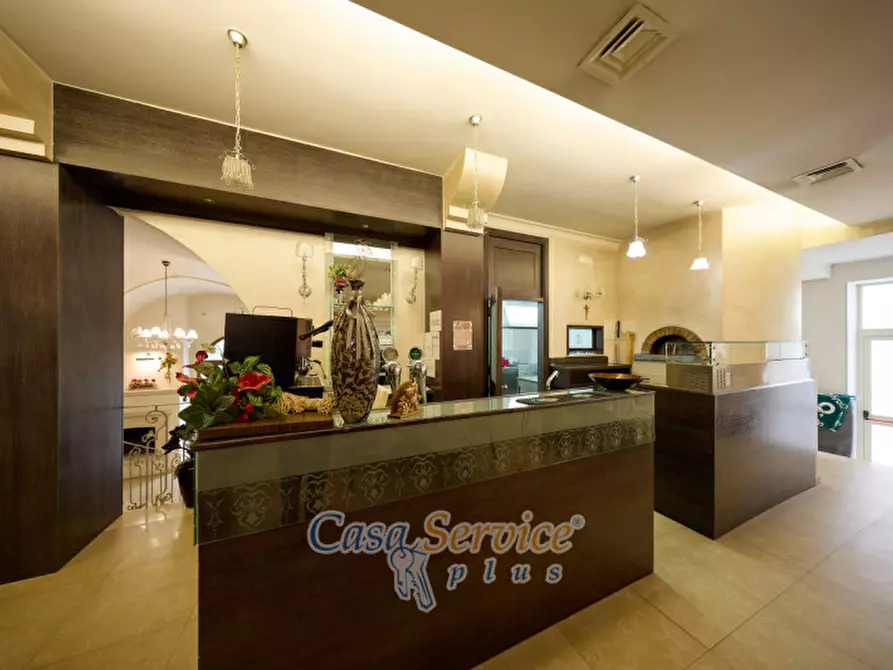 Immagine 8 di Attività commerciale in vendita  in Via Vittorio Veneto a Supersano