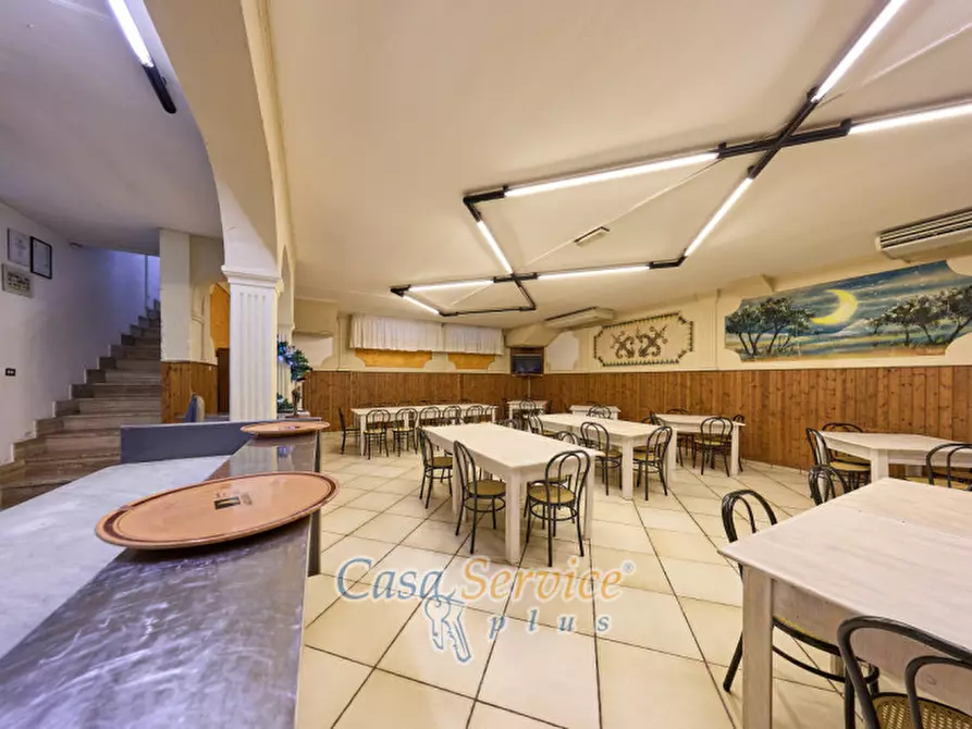 Immagine 12 di Attività commerciale in vendita  in Via Vittorio Veneto a Supersano