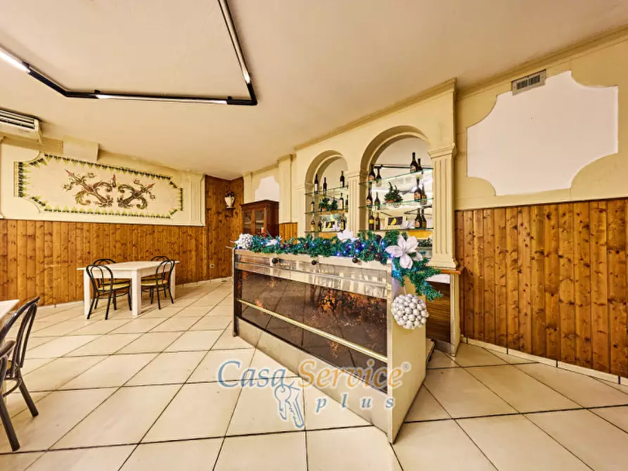 Immagine 14 di Attività commerciale in vendita  in Via Vittorio Veneto a Supersano