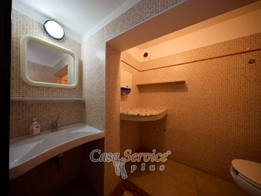 Immagine 20 di Attività commerciale in vendita  in Via Vittorio Veneto a Supersano