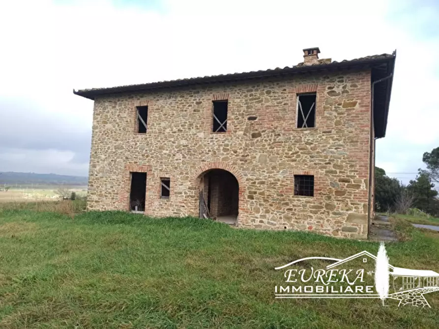 Immagine 2 di Rustico / casale in vendita  a Paciano