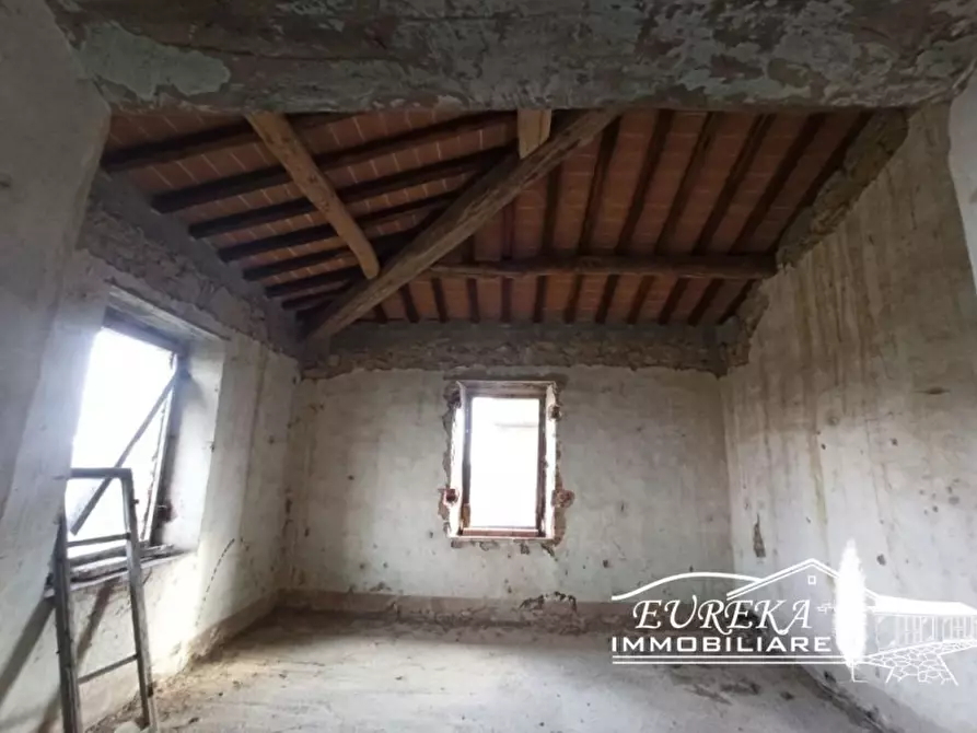 Immagine 9 di Rustico / casale in vendita  a Paciano