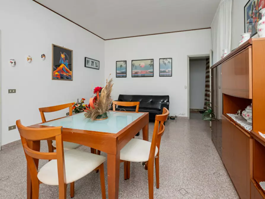Immagine 11 di Casa indipendente in vendita  in via Volta a Solesino