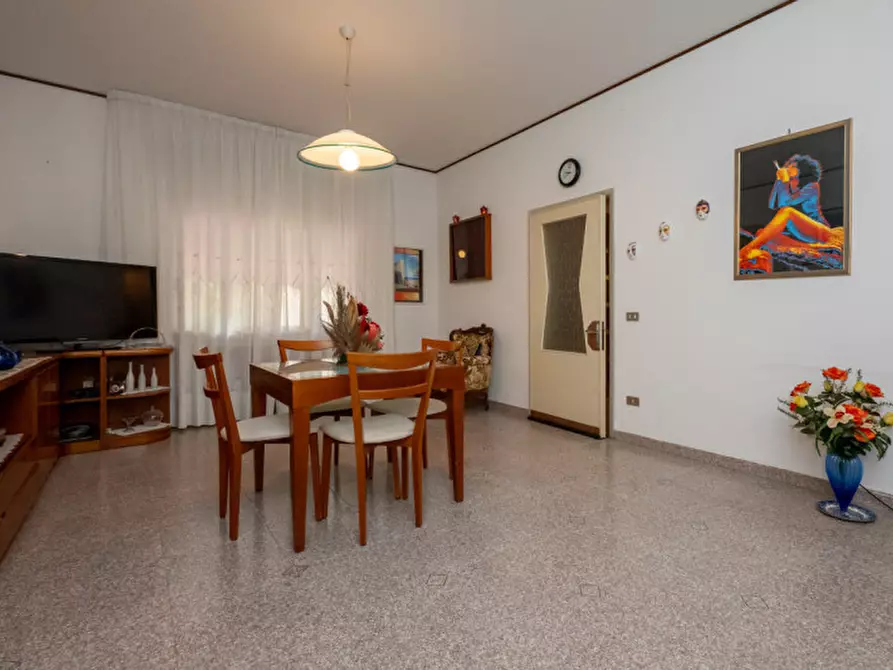 Immagine 8 di Casa indipendente in vendita  in via Volta a Solesino