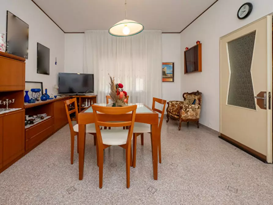 Immagine 10 di Casa indipendente in vendita  in via Volta a Solesino