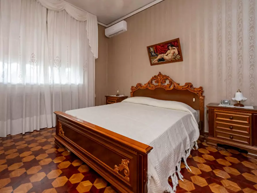 Immagine 18 di Casa indipendente in vendita  in via Volta a Solesino