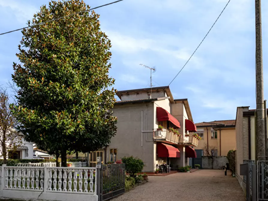 Immagine 29 di Casa indipendente in vendita  in via Volta a Solesino