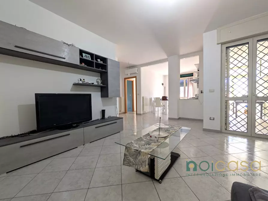 Immagine 2 di Appartamento in vendita  in via bari 12 a Surbo