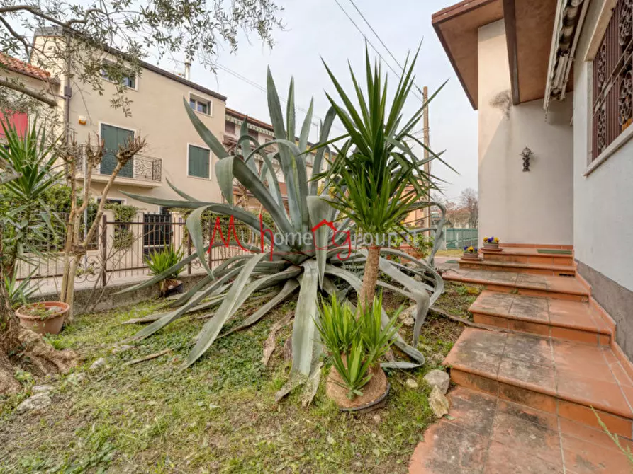 Immagine 25 di Casa indipendente in vendita  in Via Achille De Giovanni a Padova