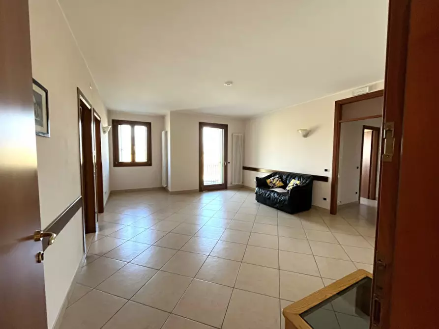 Immagine 3 di Ufficio in affitto  in Via Berico Euganea a Villaga