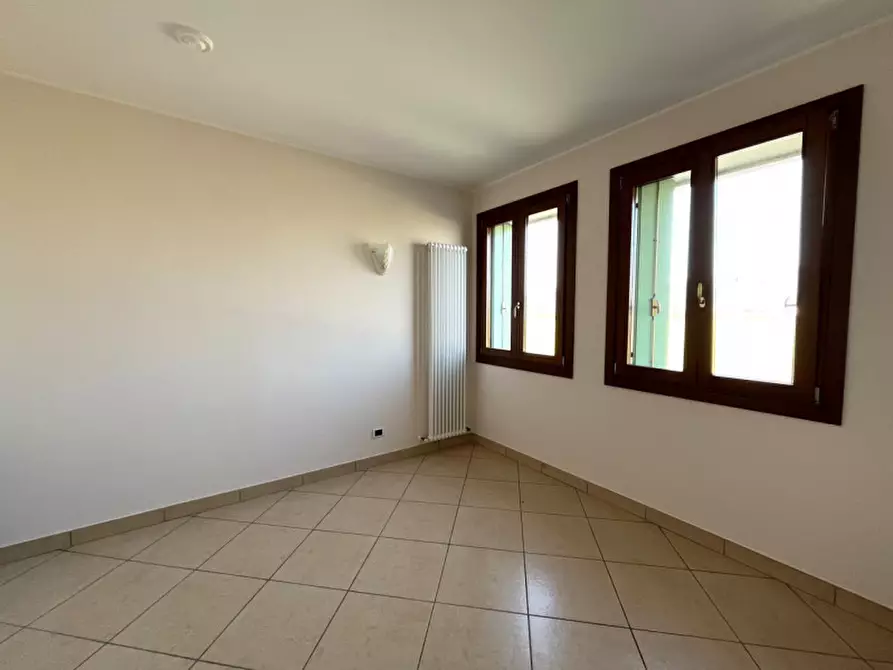Immagine 9 di Ufficio in affitto  in Via Berico Euganea a Villaga