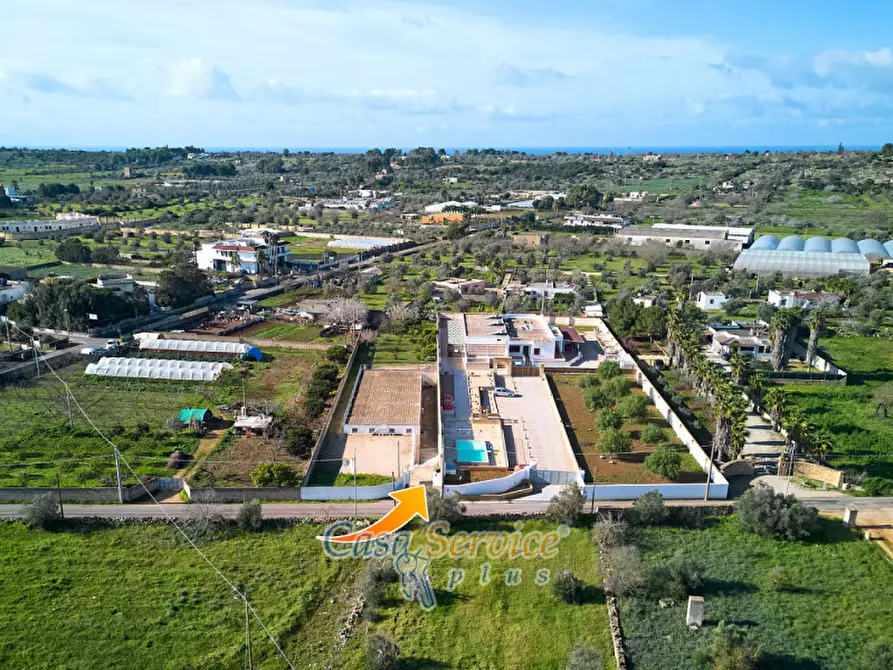 Immagine 22 di Laboratorio in vendita  in Via Venezuela a Racale