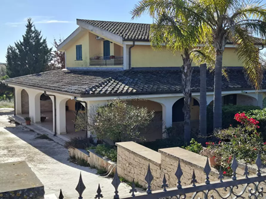 Immagine 1 di Casa indipendente in vendita  in Contrada Biduri a Ispica