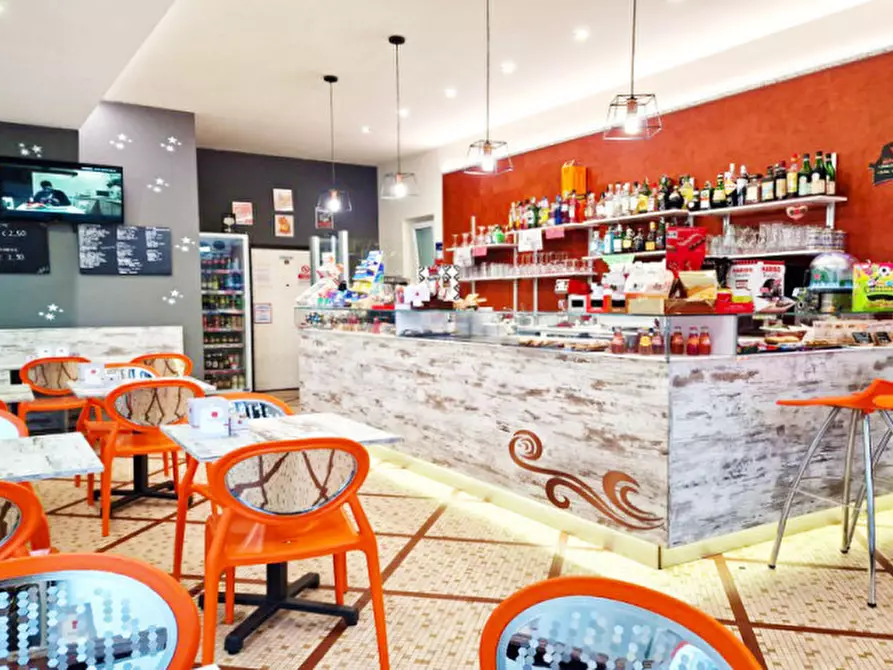 Immagine 1 di Attività commerciale in vendita  a Fiorenzuola D'arda