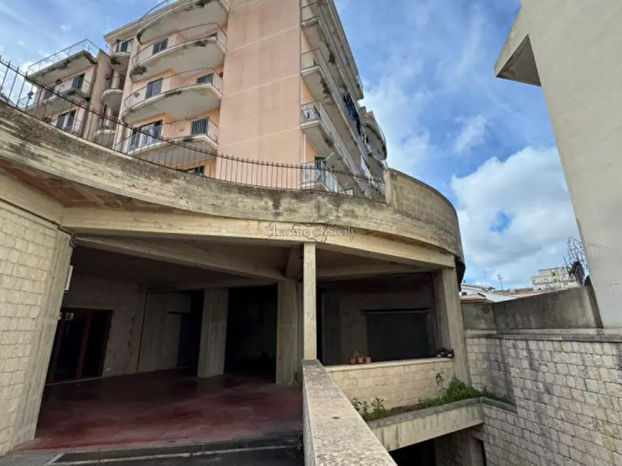 Immagine 3 di Magazzino in vendita  in via Trani a Modica