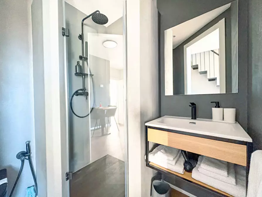 Immagine 8 di Villetta a schiera in vendita  in via peroni 2 a Miasino