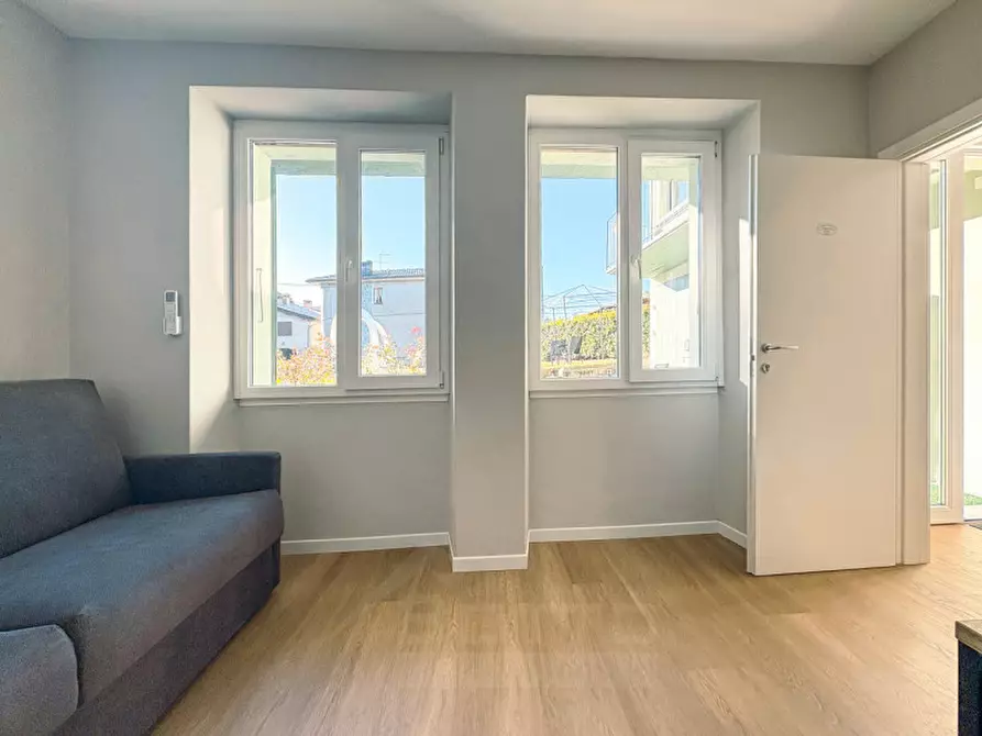 Immagine 10 di Villetta a schiera in vendita  in via peroni 2 a Miasino