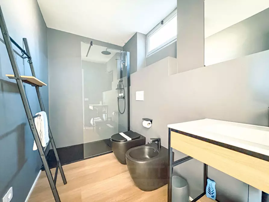 Immagine 16 di Villetta a schiera in vendita  in via peroni 2 a Miasino