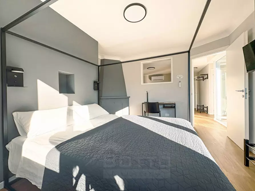 Immagine 24 di Villetta a schiera in vendita  in via peroni 2 a Miasino