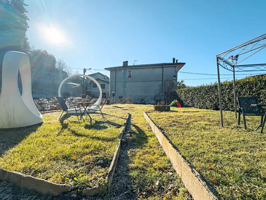 Immagine 26 di Villetta a schiera in vendita  in via peroni 2 a Miasino