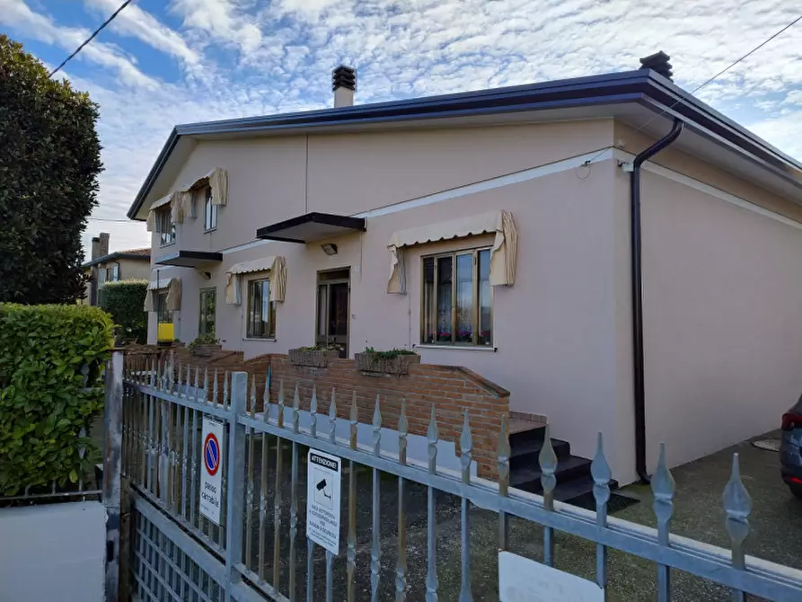 Immagine 38 di Casa bifamiliare in vendita  in Via Muraglie 10 a Monselice