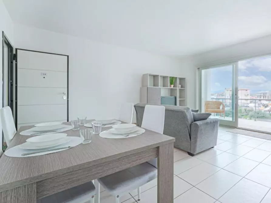 Immagine 6 di Appartamento in vendita  in VIA GENNARGENTU a Olbia