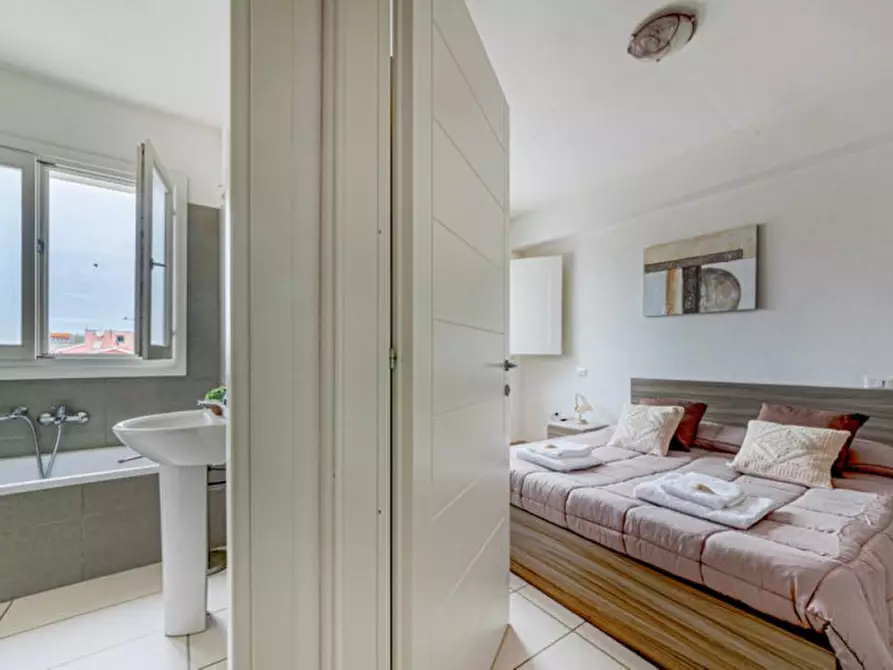 Immagine 16 di Appartamento in vendita  in VIA GENNARGENTU a Olbia