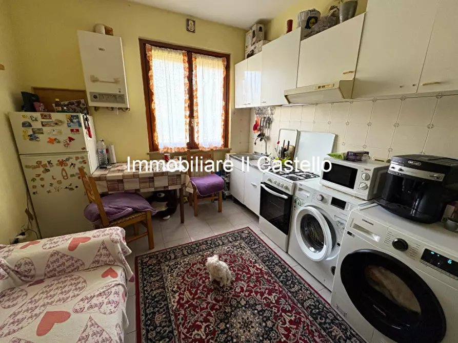 Immagine 16 di Casa indipendente in vendita  a Castiglione Del Lago