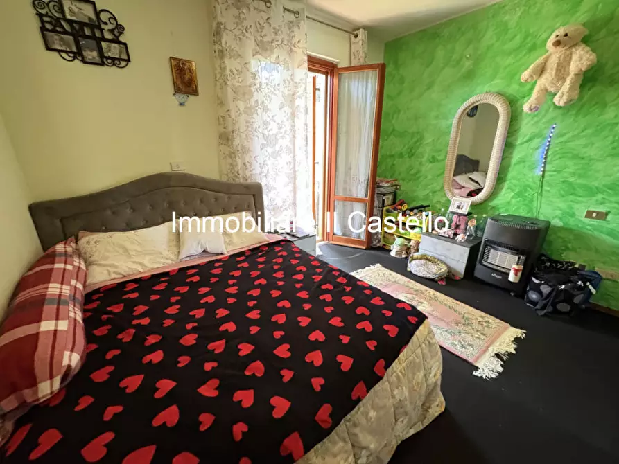 Immagine 20 di Casa indipendente in vendita  a Castiglione Del Lago