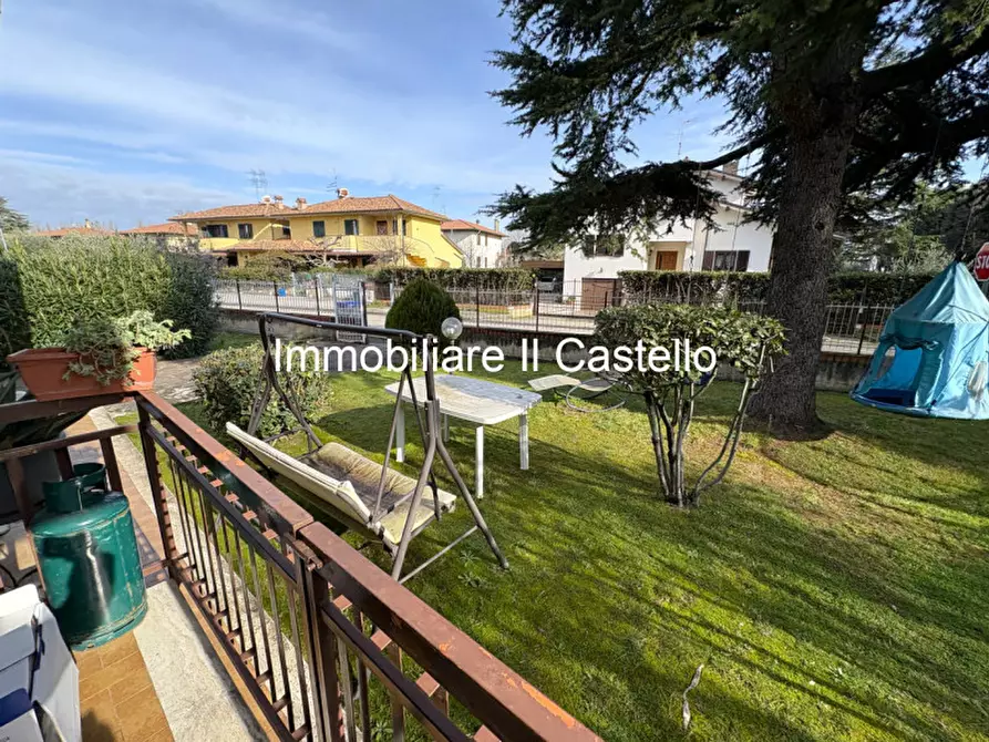Immagine 21 di Casa indipendente in vendita  a Castiglione Del Lago