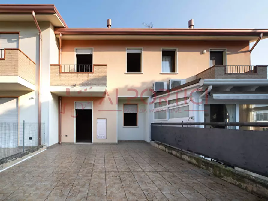 Immagine 19 di Villetta a schiera in vendita  in Via N. Calipari a Piove Di Sacco