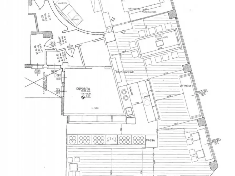 Immagine 13 di Negozio in vendita  in Viale Carducci 41 a Cesena