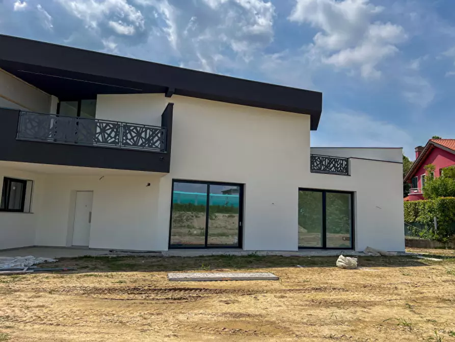 Immagine 1 di Appartamento in vendita  in Via Serenissima a Noventa Padovana