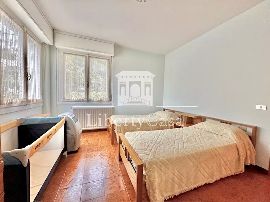 Immagine 17 di Appartamento in vendita  in Corso Zanardelli a Gardone Riviera