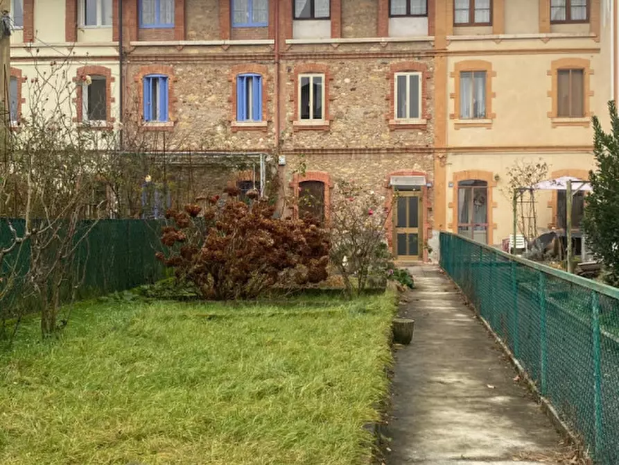 Immagine 2 di Villetta a schiera in vendita  a Schio