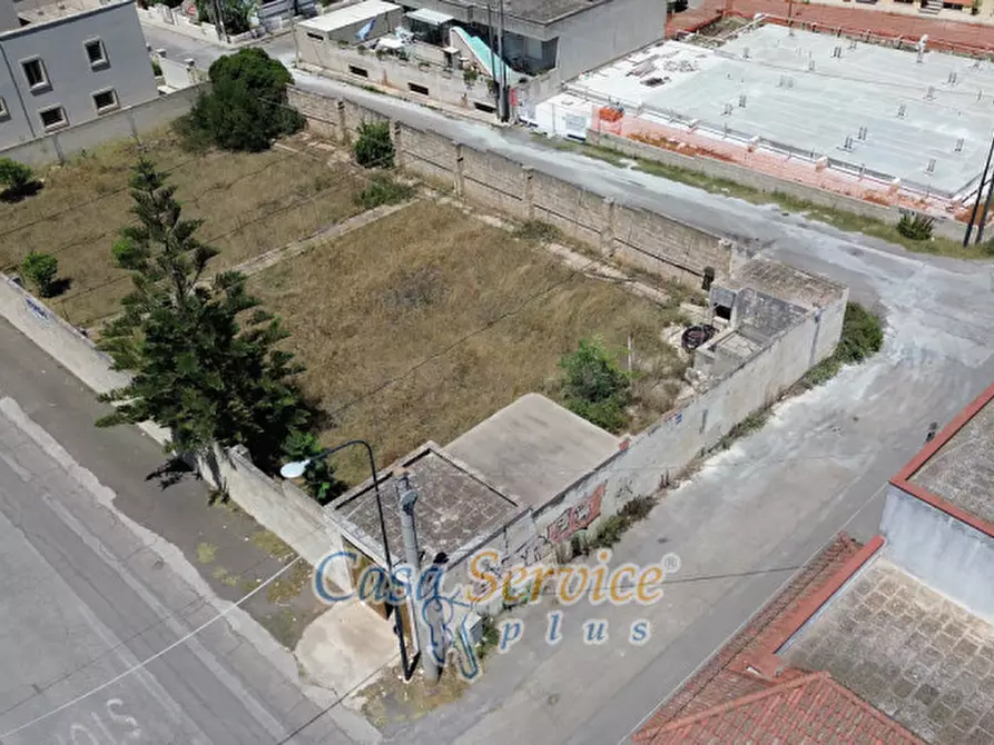 Immagine 4 di Terreno in vendita  in Via Isonzo a Racale