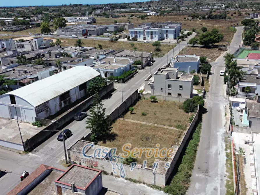 Immagine 5 di Terreno in vendita  in Via Isonzo a Racale