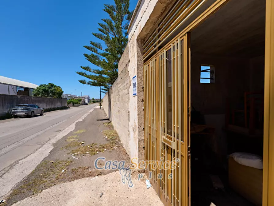 Immagine 11 di Terreno in vendita  in Via Isonzo a Racale